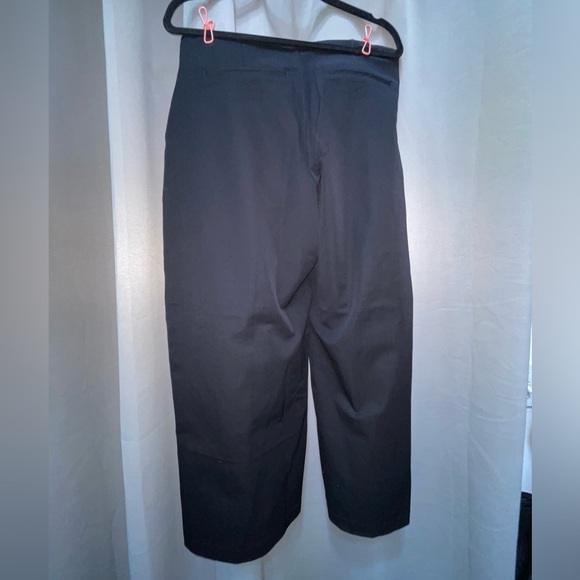 Effortless Sophistication: NWT Business Casual Pixie Wide Leg Pants - Picture 3 of 3